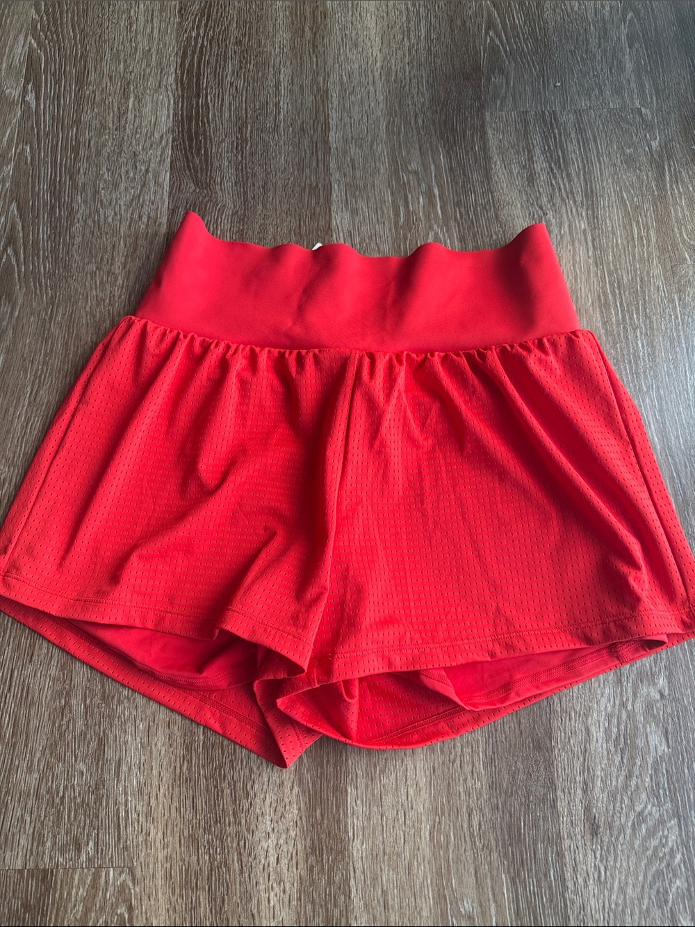 HALARA High-Waisted NWT Red Athletic Shorts Size Large